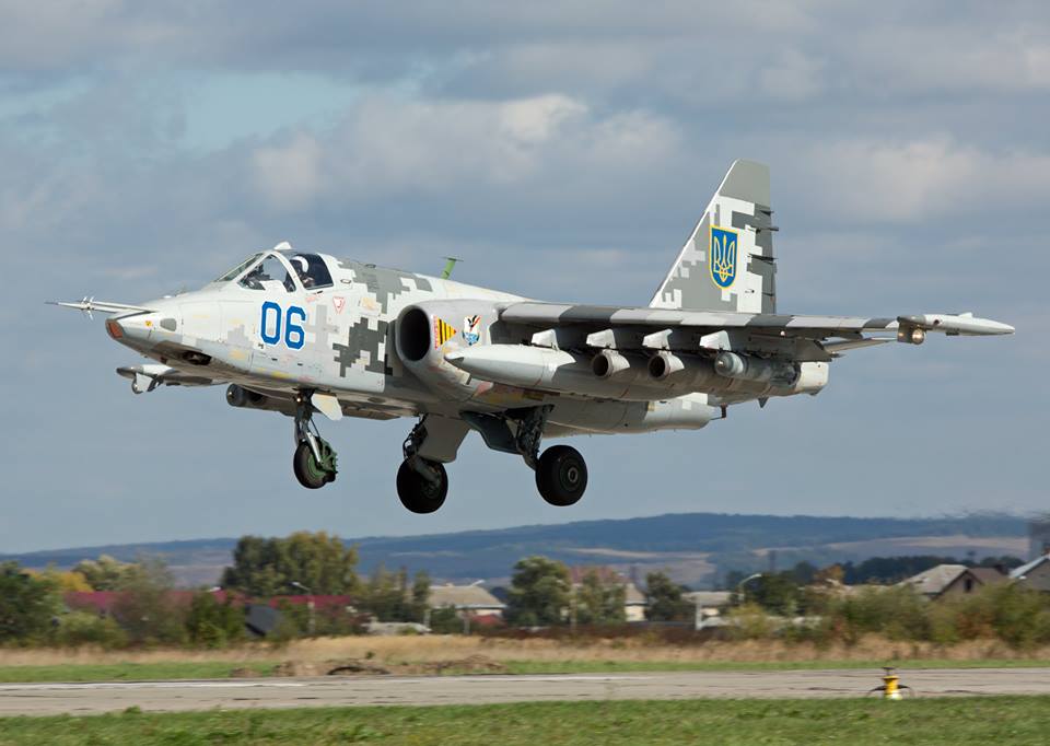 Вот уже 41 год на защите украинского неба: Николаевская 299-я бригада тактической авиации отметила очередной день рождения 1