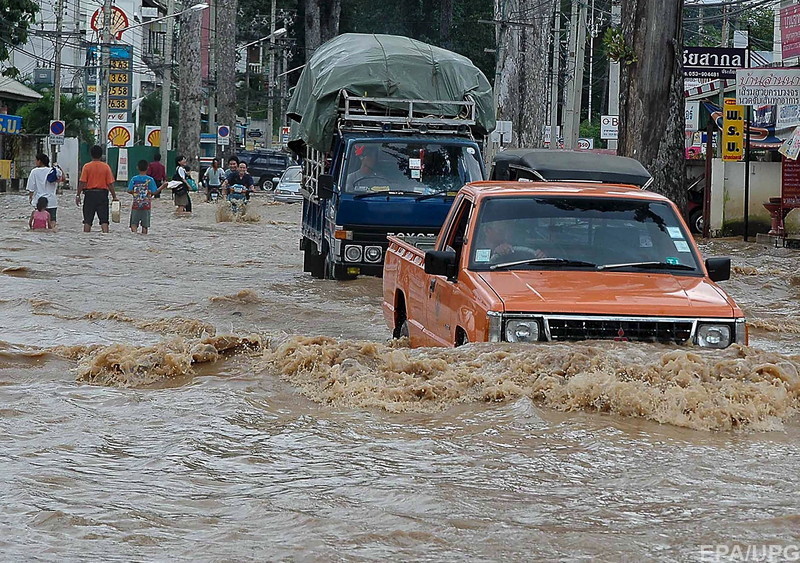 Мощный тайфун во Вьетнаме: уже 19 погибших, разрушены десятки домов 11