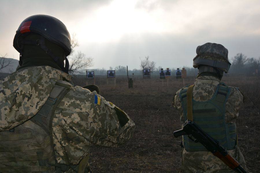 И «Калаш», и «Макаров», и ДШК: николаевские десантники провели боевые стрельбы 3