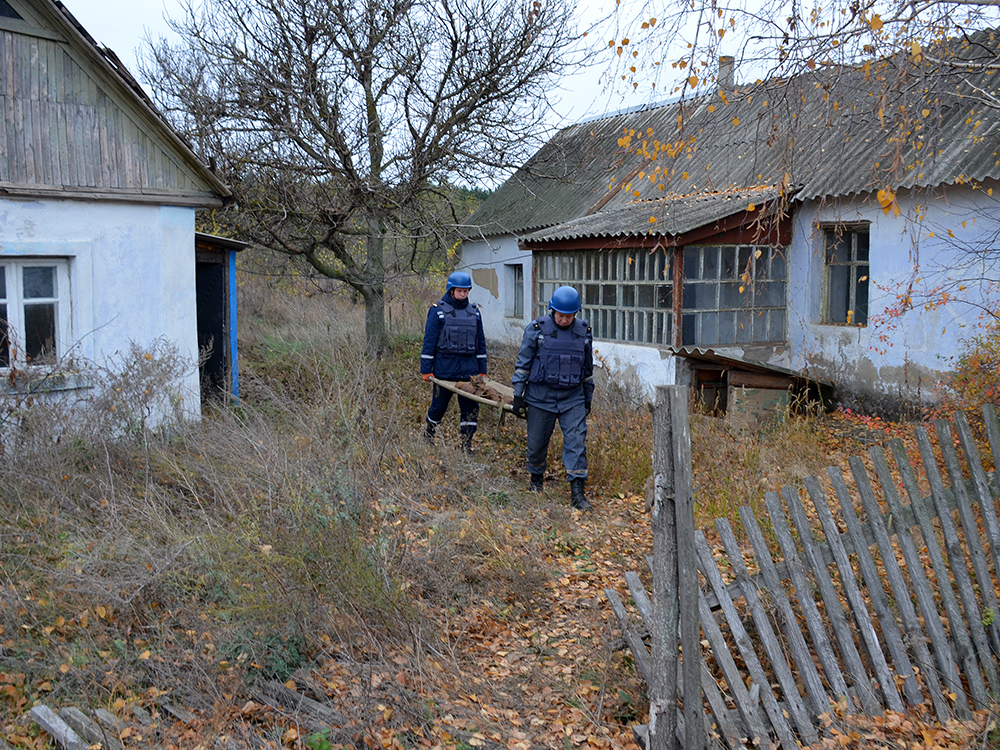 В Николаевской области мужчина нашел старый снаряд. Пришли спасатели и нашли еще 63 7