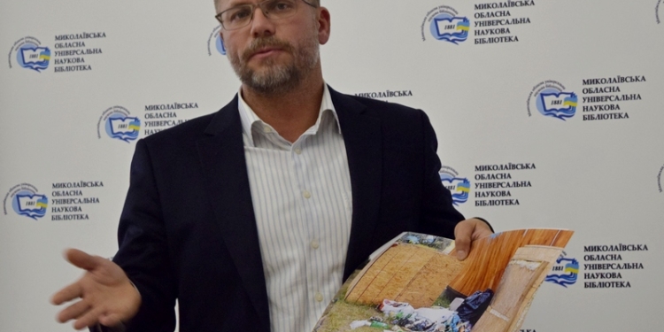 Ограничение количества туристов и транспорта: в Николаеве обсуждали концепцию спасения Кинбурнской косы