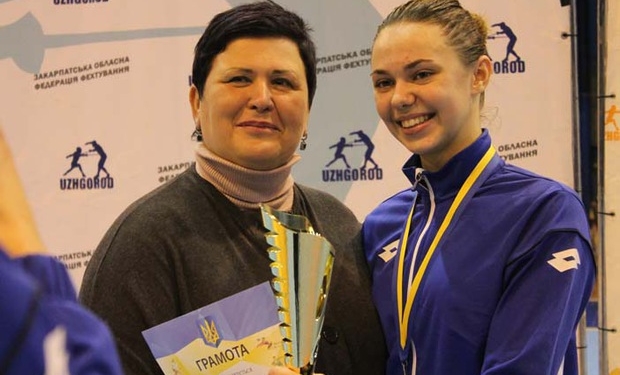Рапиристка из Николаева выиграла всеукраинский турнир в Ужгороде