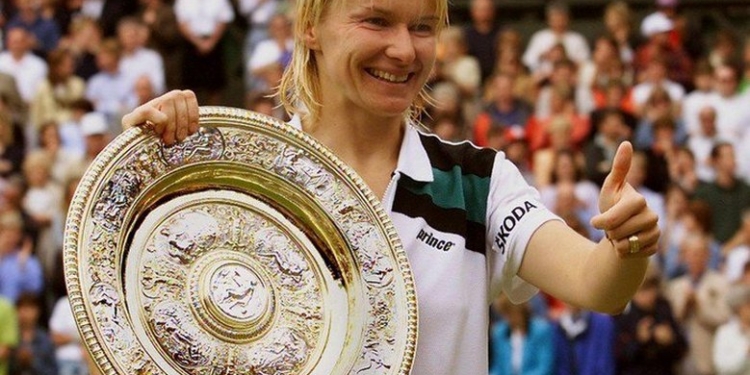 Легендарная чешская теннисистка Яна Новотна умерла в возрасте 49 лет
