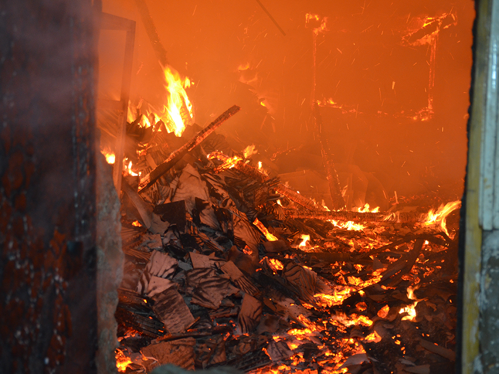 Масштабный пожар в Николаеве, которому присвоили 3-й номер вызова, тушили три часа 13