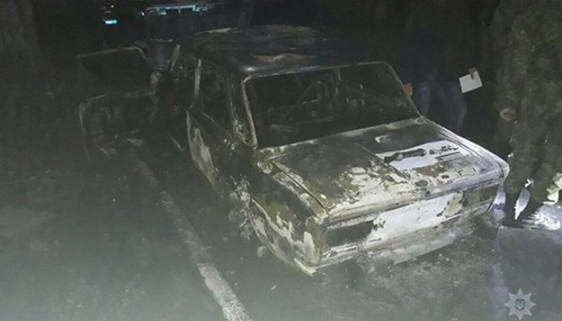 В Днепропетровской области неизвестный выстрелил в полицейский автомобиль из гранатомёта 1