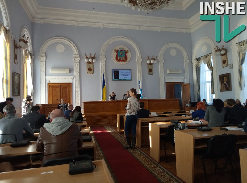 Сообщение о минировании не подтвердилось – депутаты Николаевского горсовета после перерыва возобновили работу «земельной» сессии 1