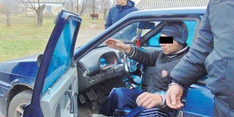 Главней всего погода: на Николаевщине вор украл автомобиль, чтобы съездить к своей любимой, из-за дождя