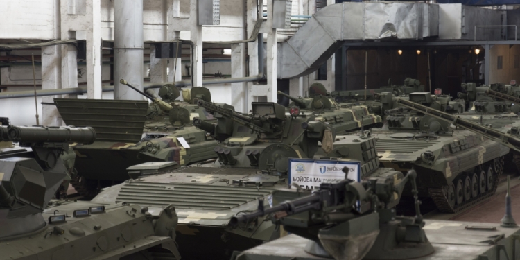 Двигатель немецкий, цифровая система управления огнем. Новая боевая машина прошла “ходовые” испытания