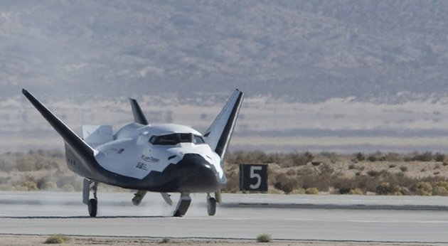 Наследник челнока спейс-шаттл Dream Chaser испытали в полете