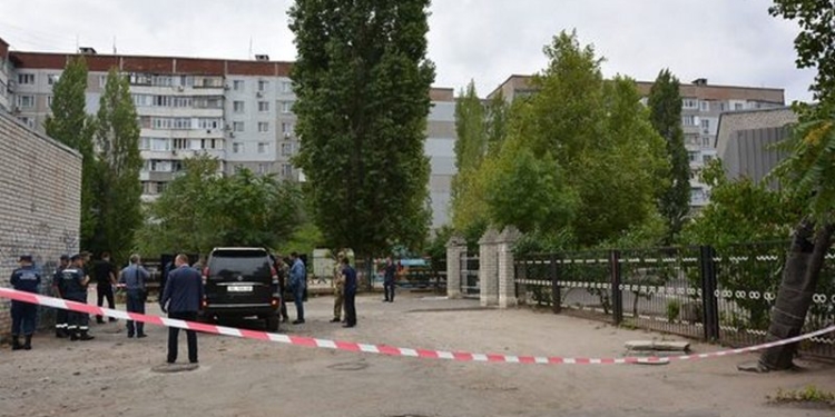 В Николаеве сыну депутата сообщено о подозрении в покушении на убийство отца.