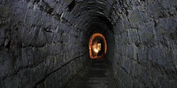 Строители в центре Николаева обнаружили подземную комнату