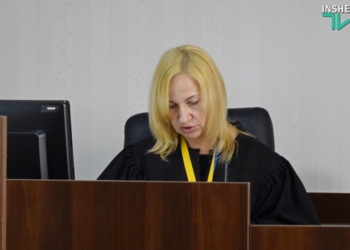 Опоздали: в Николаеве суд отказал в продлении домашнего ареста налоговику, подозреваемому в получении взятки