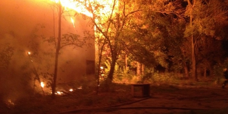 Ночью в Одессе сгорело здание санатория