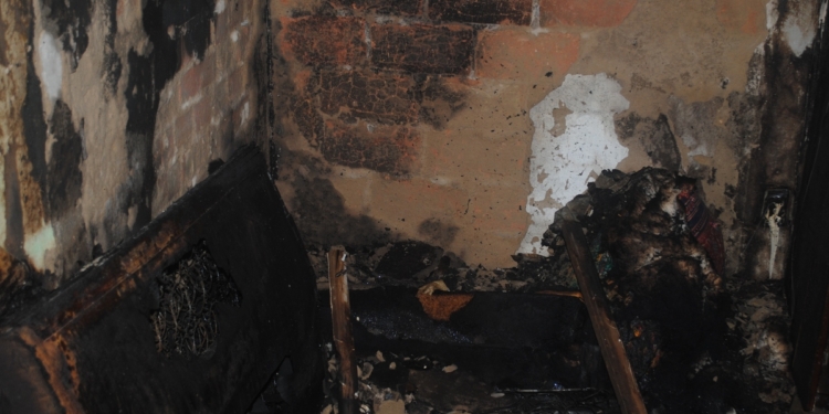 Пожар на пр.Мира. В Николаеве из-за неосторожности при курении погиб мужчина. Несколько человек эвакуировали