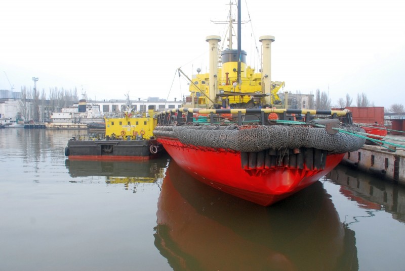 Единственный украинский ледокол финского происхождения ремонтируют в Мариуполе 3