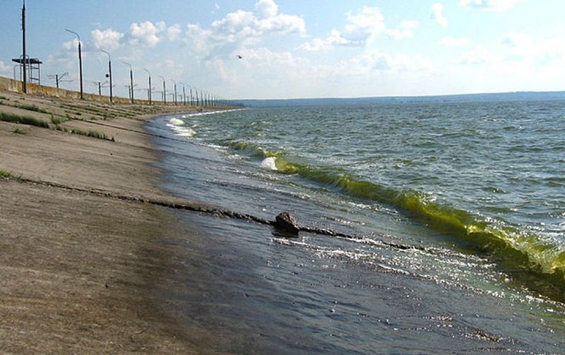В рамках декоммунизации Днепродзержинское водохранилище переименовали в Каменское 1
