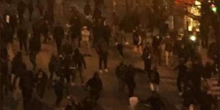 В столице Бельгии – снова беспорядки: пострадали магазины в центре города и полицейский автомобиль