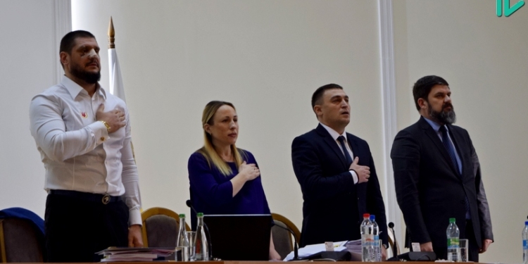 Областные программы, бюджет и дорожный фонд – стартовала сессия Николаевского облсовета