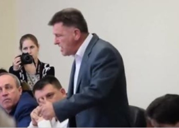 Правоохранительные органы не нашли в действиях депутата Николаевского облсовета Скорого, называвшего украинский флаг «бандеровским», состава преступления