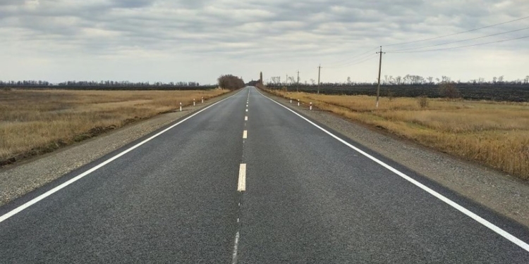 И даже ленточку не перерезали? В САД в Николаевской области рапортуют о вводе в эксплуатацию 6-километрового участка автодороги Н-11 Днепр – Николаев