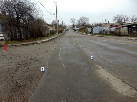 На Николаевщине авто насмерть сбило пенсионерку, а его пьяный водитель сбежал. Но его нашли 1