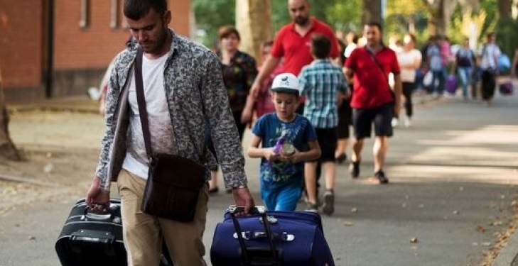 Германия готова заплатить каждому мигранту, пожелавшему вернуться домой, по 3 тыс.евро