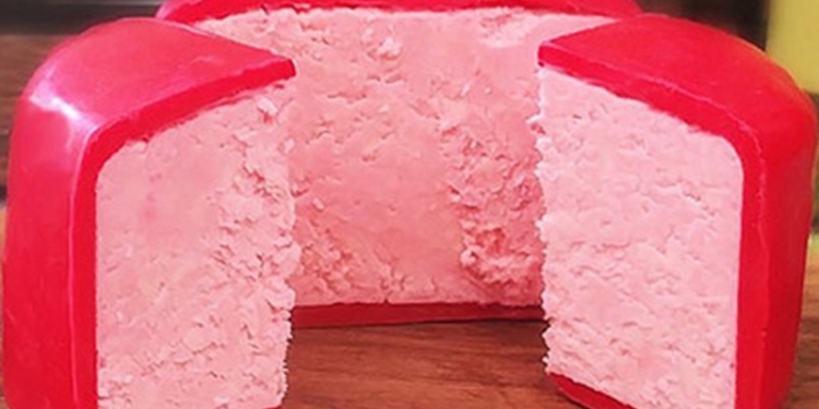 Два в одном: в Британии начали выпускать сыр со вкусом итальянского игристого сухого вина Prosecco