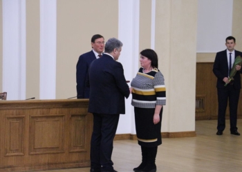 Один из прокуроров Николаевщины получила награду из рук Президента