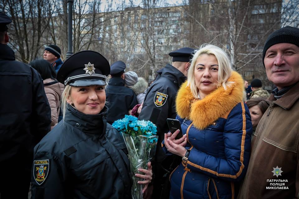В Николаеве приняли присягу 72 новых патрульных полицейских 19