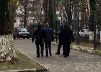 В Одессе полицейские похитили из машины инкассаторов $120 тыс