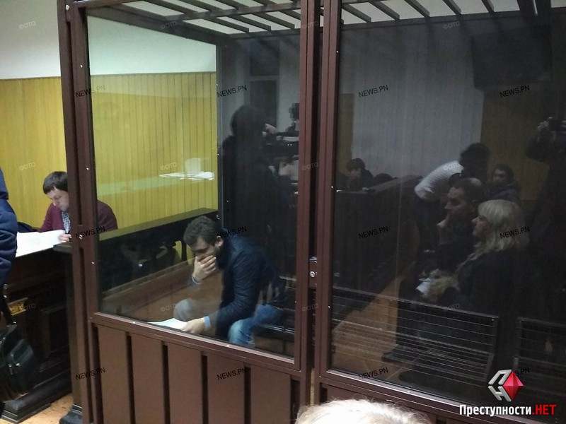 В суде избирают меру пресечения директору николаевского аэропорта – прокуратура ходатайствует об аресте с залогом в 10 млн.грн. 3