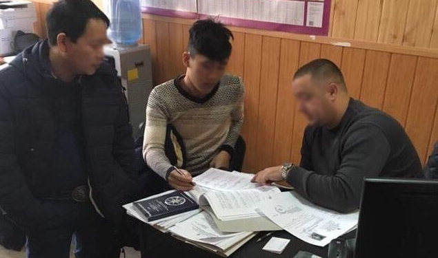 В Одессе задержали вьетнамских нелегалов – им сказали, что они уже во Франции