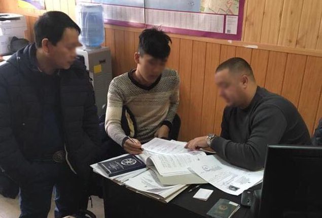 В Одессе задержали вьетнамских нелегалов - им сказали, что они уже во Франции 3