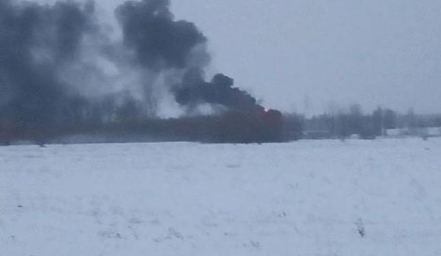 В Василькове вблизи военного аэродрома горит нефтебаза. И вновь – БРСМ-Нафта