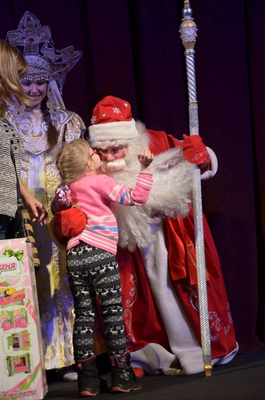«Дедов Морозов» в Николаеве стало больше: николаевцы исполнили заветные мечты 238 ребят 3