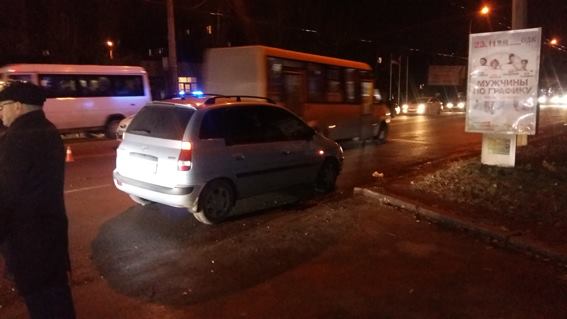 В Николаеве на пешеходном переходе сбили молодую женщину с 3-летним ребенком – обе в тяжелом состоянии 3