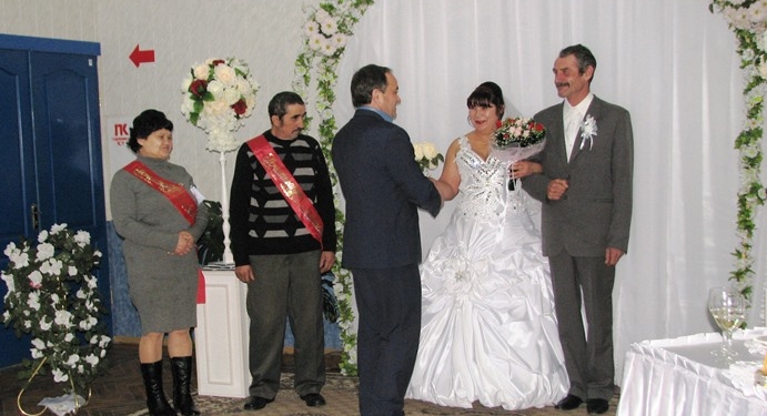 Теперь и в Вознесенске можно зарегистрировать «Брак за сутки»