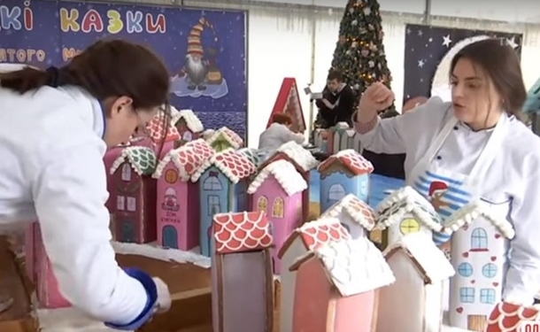 В Одессе смастерили пряничный город. Сегодня его съедят – после регистрации рекорда