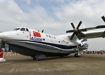 В Китае состоялся тестовый полёт крупнейшего на планете самолета-амфибии