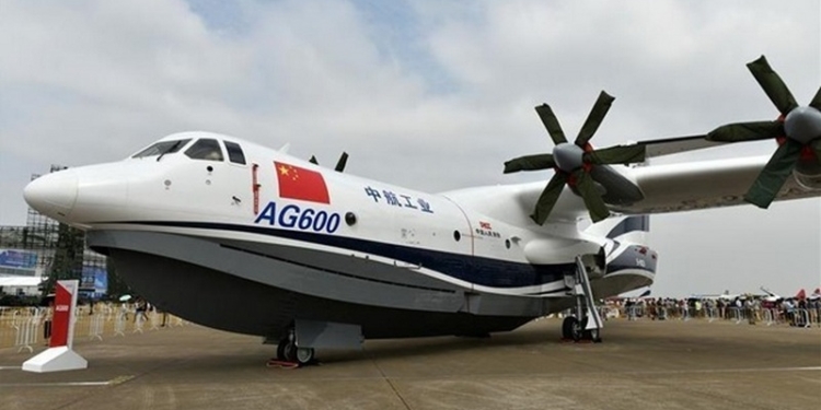 В Китае состоялся тестовый полёт крупнейшего на планете самолета-амфибии