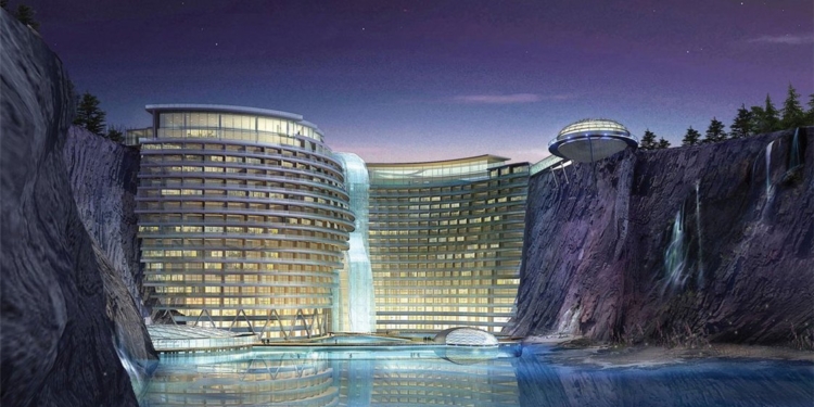 Я вывезу тебя в карьер. Как в Китае заброшенный карьер превращают в элитный отель