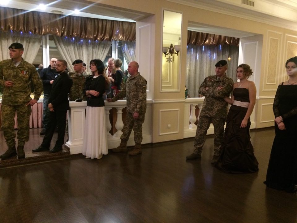 Николаевские морские пехотинцы потанцевали на «Офицерском балу» 9