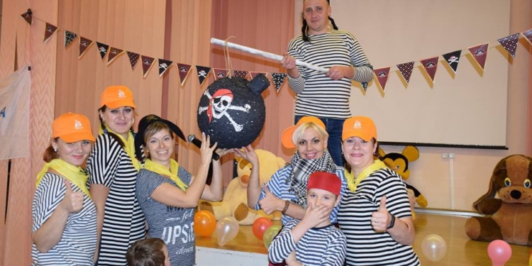 Благотворительный марафон «Верим в чудо, творим чудо!»: в Николаевском интернате №2 нашли «сокровище пиратов»