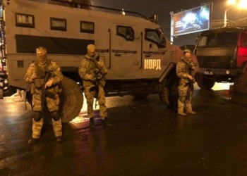 Спецназ освободил заложников в харьковском отделении Укрпочты и задержал преступника