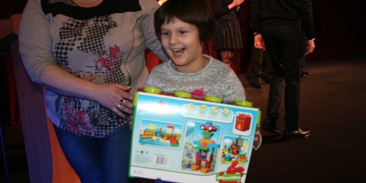 «Дедов Морозов» в Николаеве стало больше: николаевцы исполнили заветные мечты 238 ребят