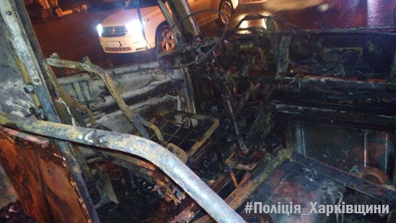 В Харькове на ходу загорелась маршрутка с пассажирами