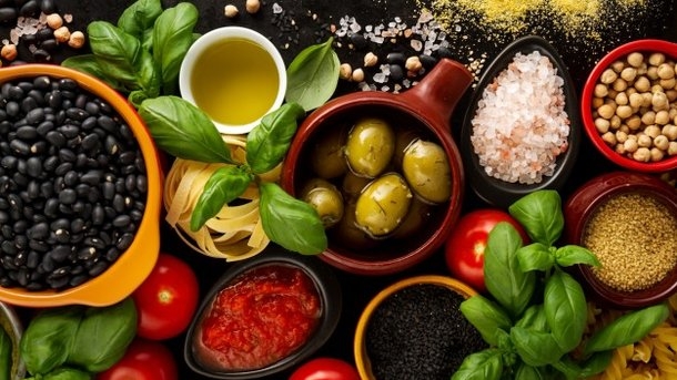 Ну, нет у меня каперсов. Чем заменить дорогие и редкие ингредиенты в рецептах