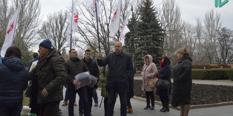 «Святым не торгуют!»: в Николаеве Батькивщина митинговала за продление моратория на продажу сельскохозяйственной земли