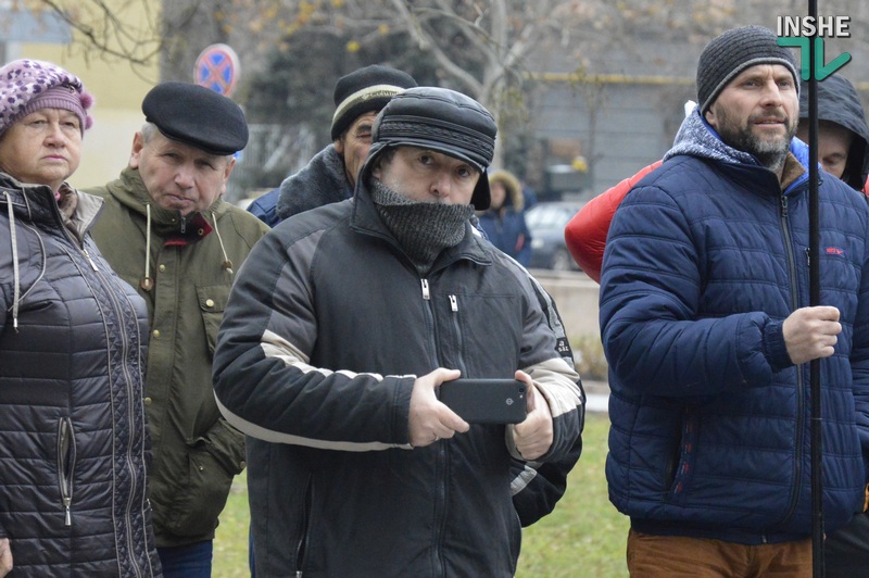 «Святым не торгуют!»: в Николаеве Батькивщина митинговала за продление моратория на продажу сельскохозяйственной земли 9