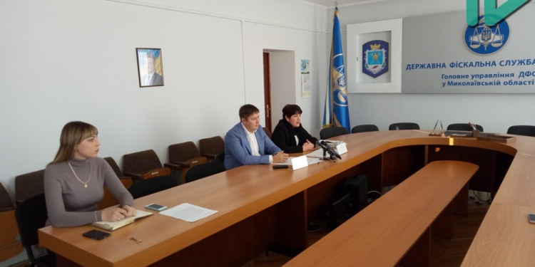 Николаевские налоговики призвали предпринимателей, торгующих сложной бытовой техникой, устанавливать кассовые аппараты